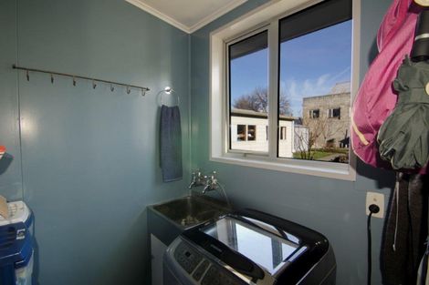 Photo of property in 85 Cheviot Street, Roxburgh, 9500