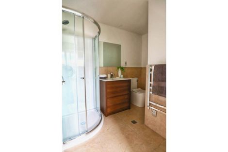 Photo of property in 66c Delta Avenue, New Lynn, Auckland, 0600