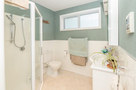 Photo of property in 393 Sawyers Arms Road, Harewood, Christchurch, 8051