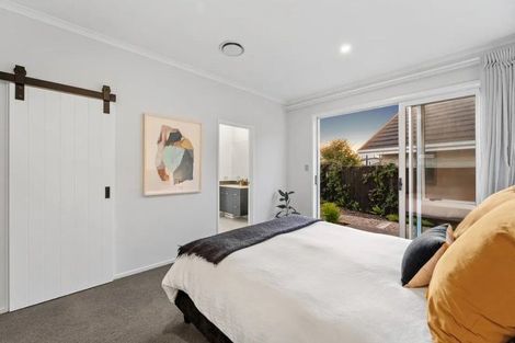 Photo of property in 8 Vue Terrace, Silverdale, 0932