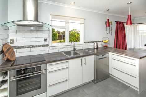 Photo of property in 41 Burwood Road, Burwood, Christchurch, 8083