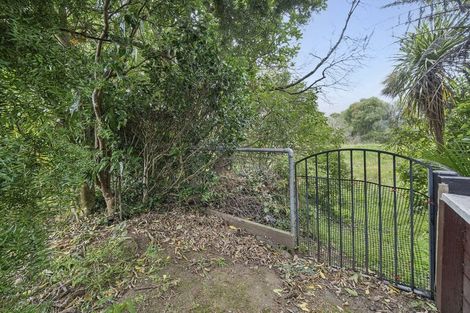 Photo of property in 71 Nimmo Avenue East, Waikanae, 5036