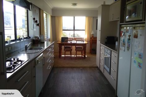 Photo of property in 4 Giles Way, Tanners Point, Katikati, 3177