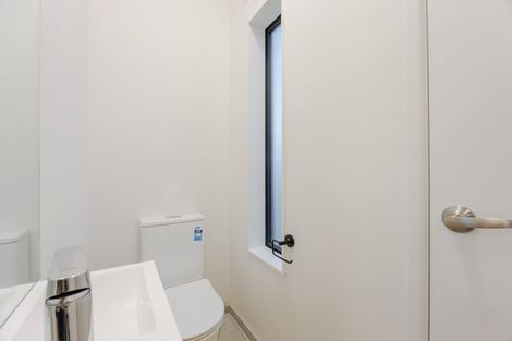Photo of property in 4/43a Waimumu Road, Massey, Auckland, 0614