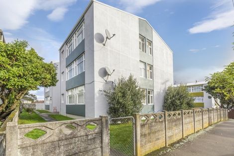 Photo of property in Aldrin Court, 3/21 Te Wharepouri Street, Berhampore, Wellington, 6023