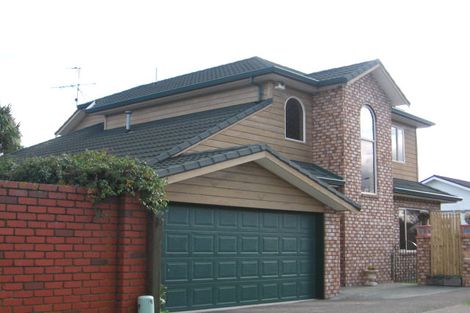 Photo of property in 13 Saulbrey Grove, Woburn, Lower Hutt, 5010