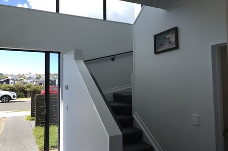 Photo of property in 26 Owen Chapman Drive, Red Beach, 0932