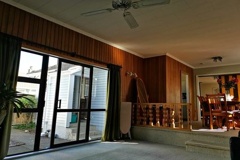 Photo of property in 219 Cambridge Terrace, Naenae, Lower Hutt, 5011