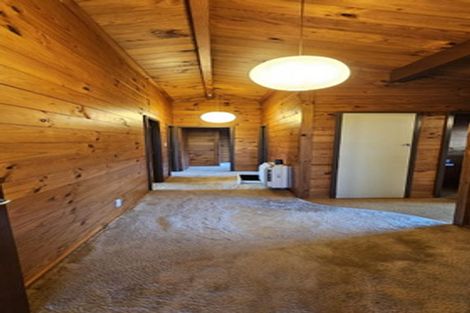 Photo of property in 35 Mulberry Street, Maungaraki, Lower Hutt, 5010