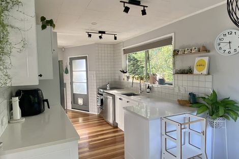 Photo of property in 14 Orton Street, Glenfield, Auckland, 0627