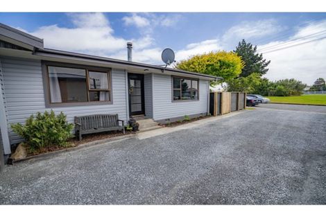 Photo of property in 100 Scott Street, Strathern, Invercargill, 9812