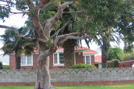 Photo of property in 16 Charleston Avenue, Boulcott, Lower Hutt, 5011