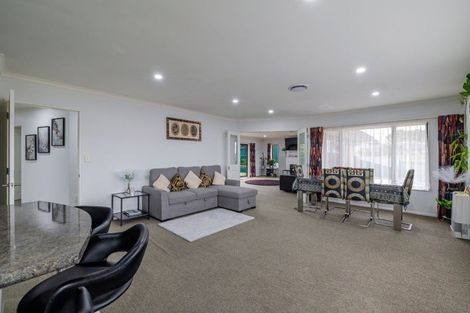 Photo of property in 2 Masefield Terrace, Kelvin Grove, Palmerston North, 4414