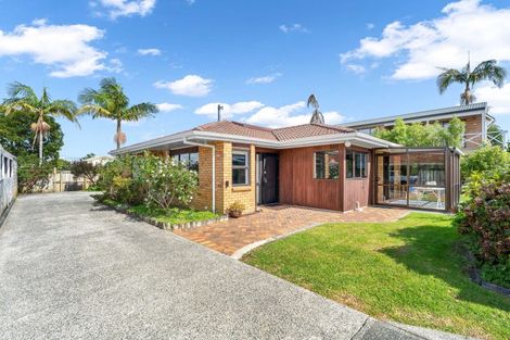 Photo of property in 8a Deveron Street, Regent, Whangarei, 0112