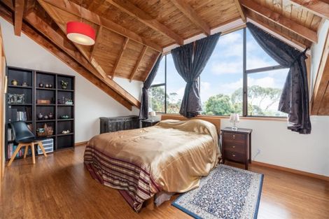 Photo of property in 227a Golf Road, Titirangi, Auckland, 0604