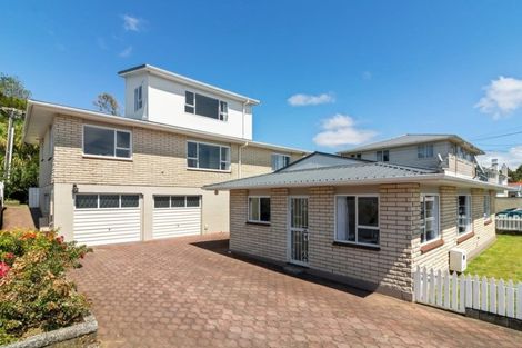 Photo of property in 21 Bulteel Street, New Plymouth, 4310