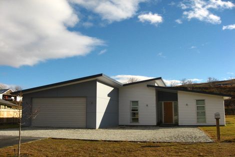 Photo of property in 43 Sylvan Street, Lake Hayes, Queenstown, 9304