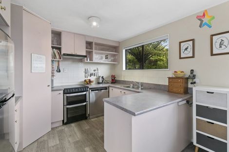Photo of property in 13 Tarras Grove, Kelson, Lower Hutt, 5010