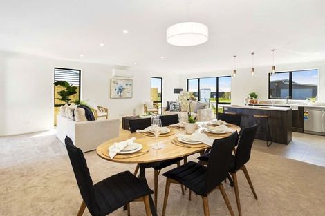 Photo of property in 6 Mutetai Road, Clarks Beach, 2122