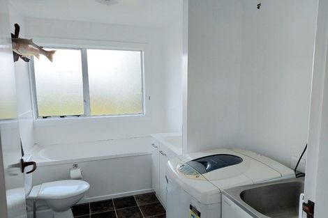 Photo of property in 27 Puriri Street, Hilltop, Taupo, 3330