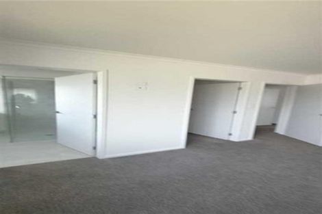 Photo of property in 12 Kahukaka Road, One Tree Point, 0118