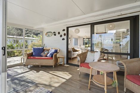 Photo of property in 136 Reotahi Road, Whangarei Heads, Whangarei, 0174