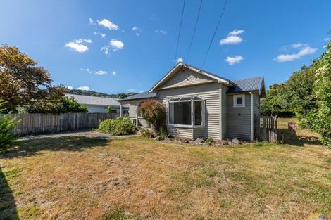 Photo of property in 42 Riverview Street, Beckenham, Christchurch, 8023
