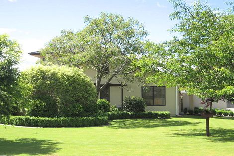 Photo of property in 8 Bronte Place, Leamington, Cambridge, 3432