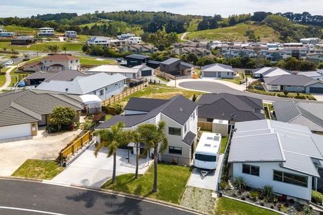 Photo of property in 3 Schooner Avenue, Snells Beach, 0920