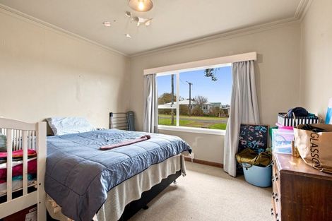 Photo of property in 28 Seymour Street, Waitara, 4320