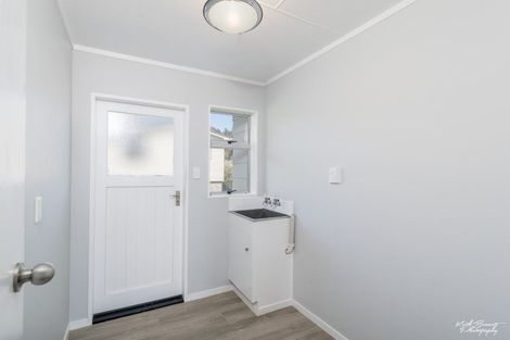 Photo of property in 118 Norana Road, Timberlea, Upper Hutt, 5018