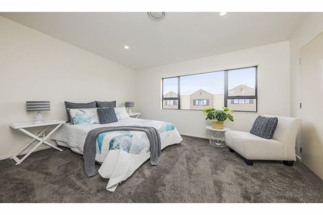 Photo of property in 5c Dryden Place, Mount Wellington, Auckland, 1051