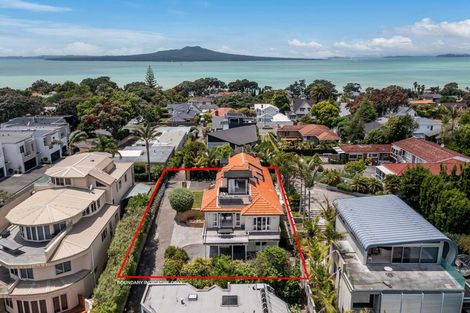 Photo of property in 1/248 Hurstmere Road, Takapuna, Auckland, 0622