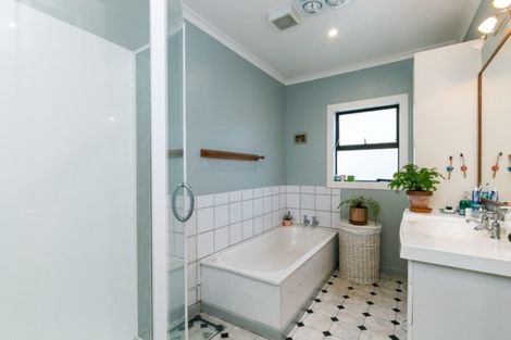 Photo of property in 4 Chilka Street, Berhampore, Wellington, 6023