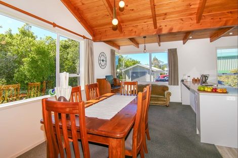 Photo of property in 3 Mcintyre Road, Carters Beach, Westport, 7892