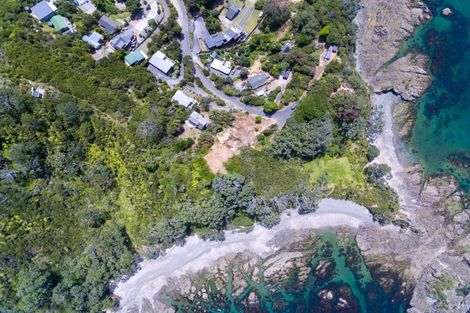 Photo of property in 124 Rapata Road, Oakura, Hikurangi, 0184