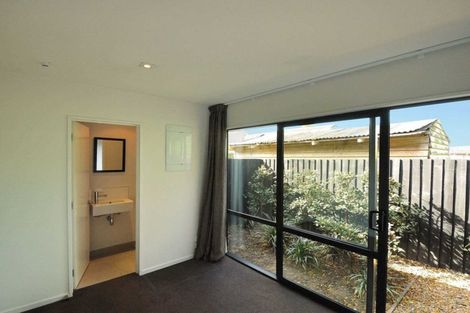 Photo of property in 9/20 North Avon Road, Richmond, Christchurch, 8013