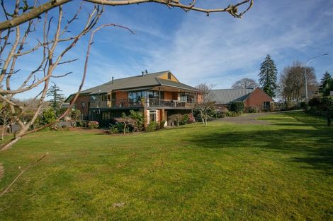 Photo of property in 1 Victoria Street, Cambridge, 3434