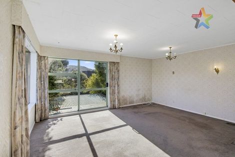 Photo of property in 1 Otira Grove, Kelson, Lower Hutt, 5010