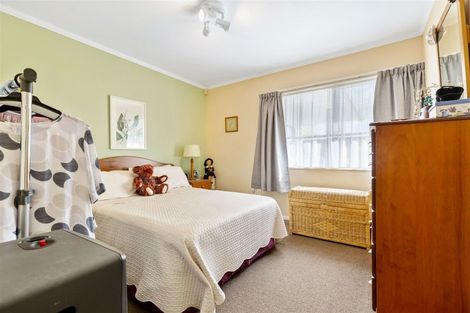 Photo of property in 1/162 Don Buck Road, Massey, Auckland, 0614