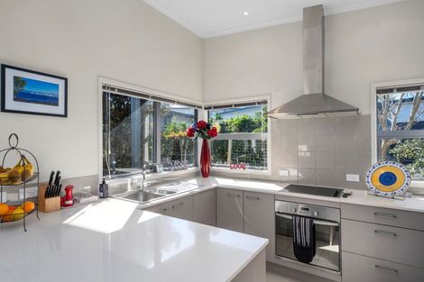 Photo of property in 15 Tory Way, Omokoroa, 3114