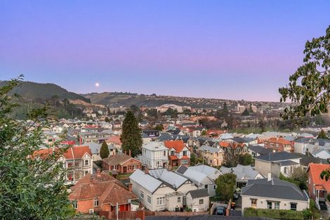Photo of property in 129 Queen Street, North Dunedin, Dunedin, 9016
