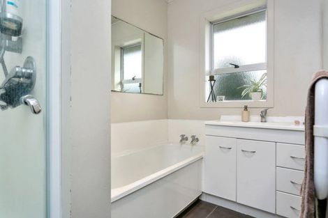 Photo of property in 19 Vogel Street, Cambridge, 3434