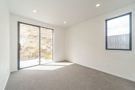 Photo of property in 47 Oakum Road, Whitby, Porirua, 5024