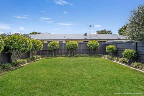 Photo of property in 8 Farleigh Close, Huntington, Hamilton, 3210