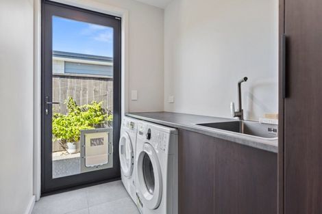 Photo of property in 99 The Boulevard, Papamoa Beach, Papamoa, 3118