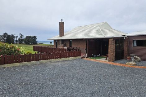 Photo of property in 61 Tinico Road, Kaka Point, Balclutha, 9271
