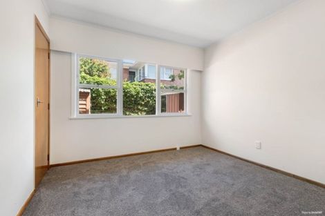 Photo of property in 5 Tiber Road, Forrest Hill, Auckland, 0620