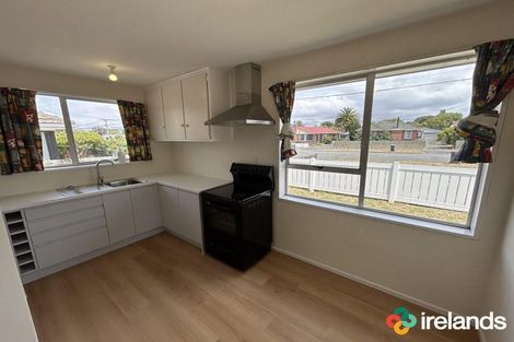 Photo of property in 1/135 Shortland Street, Aranui, Christchurch, 8061