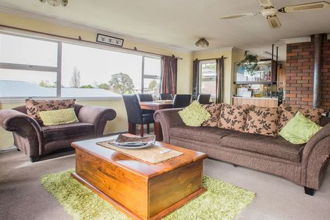 Photo of property in 55 Forest Lake Road, Forest Lake, Hamilton, 3200